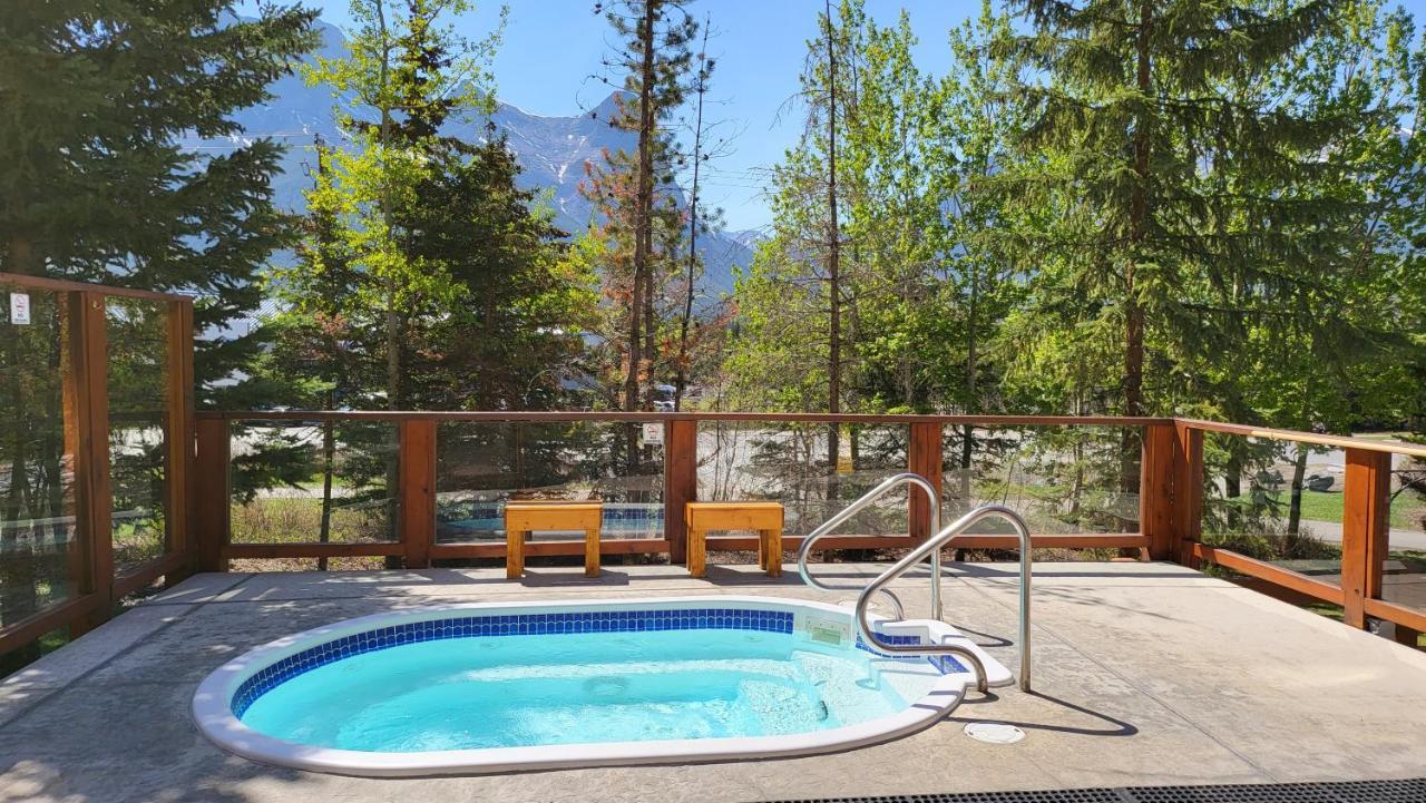 ⭐️ Luxury Mountain View Studio In Canmore ⭐️ מראה חיצוני תמונה